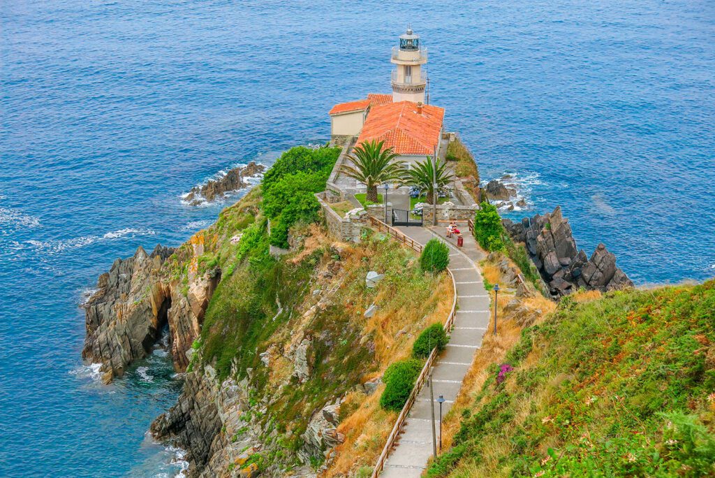 El Faro de Cudillero